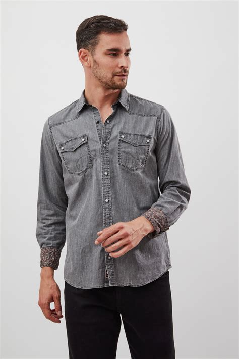 Chemise En Denim Gris .